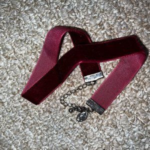 555 ITEM!!! Red Velvet Choker Necklace